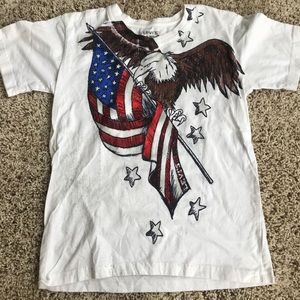 American LEVI’S tee! 🇺🇸